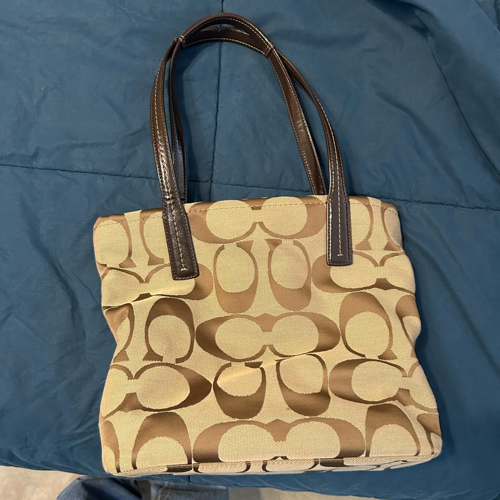 Coach Purse - Picture 4 of 4